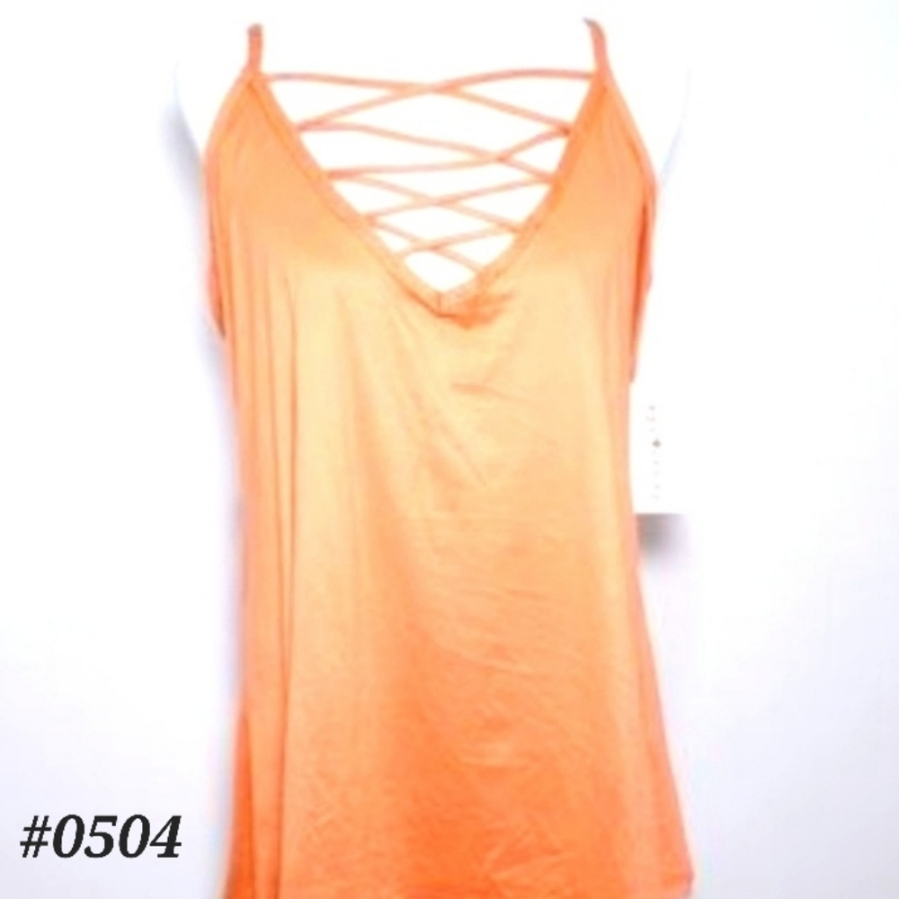 💙Eye Candy NEW! orange/peach criss-cross top 🤍Size 2X
